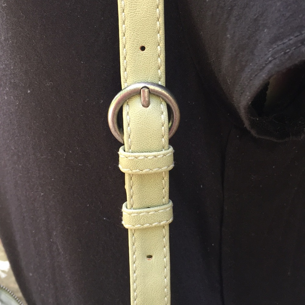 🆕Universal Thread Crossbody - Picture 5 of 8
